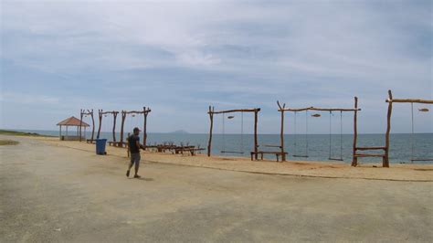 Nikmati liburan tropis nan nyaman dengan menginap di hotel di tanjung lesung ini! ~SiNar CinTaKu~: Buaian Tepi Pantai Terengganu Ala Lombok