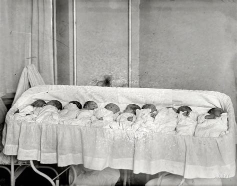 Octuplets mother brings first two babies home. Tiny Ten: 1925 | Shorpy | Historical Photos