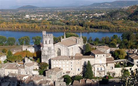 Hotels from budget to luxury. Viviers, Cathédrale Saint-Vincent - de Orgelsite ...