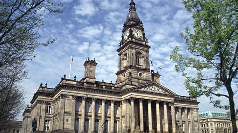 Bolton Council asks Government to keep Covid-19 restrictions in place ...