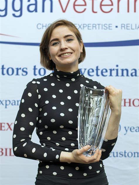 O fiaich institute of further education official website. Siobhan Wins Inaugural Veterinary Nursing Award / News ...