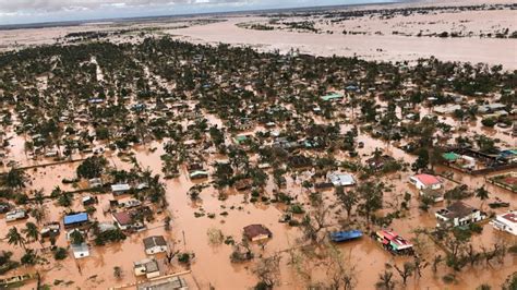 Maputo, mozambique — rescue workers struggled tuesday to reach areas devastated by a huge cyclone in mozambique, as heavy rains swelled rivers and further isolated flooded communities in. Rescuers describe devastation, desperation in cyclone ...