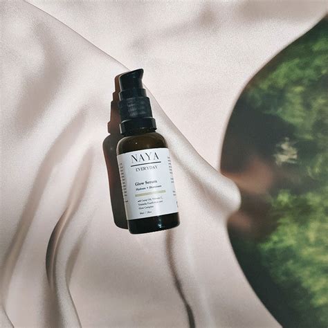 Hair serum is the new term to the people. Luxuriös, minimalistisch & wirkungsvoll: NAYA | BEAUTYPUNK