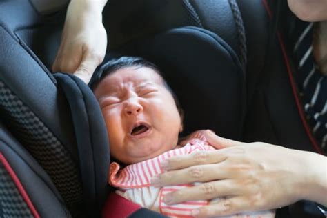 The results usually aren't pretty. Baby Cries in Car Seat: 9 Ways to Calm Your Ride - Hampers ...