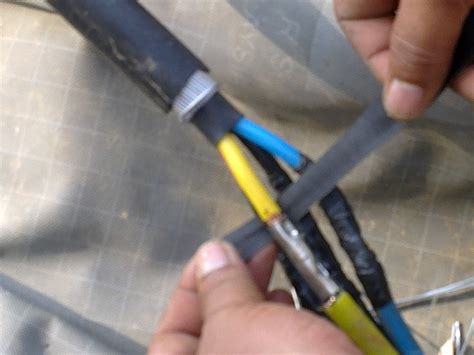 Viral kabel bawah tanah terbakar di cikini, ini penyebabnya kata pln. ELECTRICAL AND AIRCOND SERVICES: KERJA KERJA PENYAMBUNGAN ...