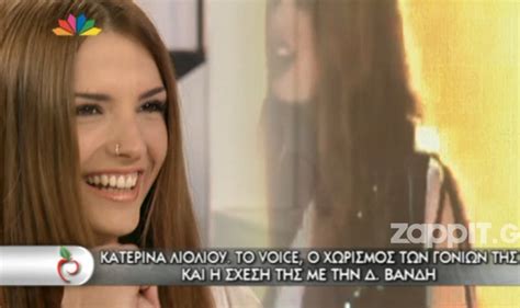 Στο τέταρτο live του the voice, ανήμερα του πάσχα, το βράδυ της κυριακής 20 απριλίου, νικητές της ομάδας της δέσποινας βανδή αναδείχτηκαν η κατερίνα λιόλιου και η μαρία έλενα κυριάκου. H Κατερίνα Λιόλιου από το The Voice στο Μίλα! | Zappit