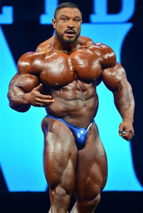 The largest online supplement store in the world is now in app form! fanomuscle: Roelly Winklaar | Best bodybuilder