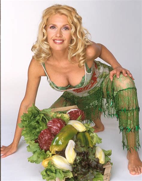 Maria teresa ruta was born on april 23, 1960 in turin, piedmont, italy. Maria Teresa Ruta 149 - Ipercaforum