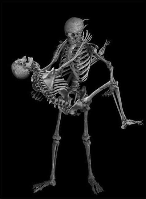 March 13, 2021 in reverse villain. Naughty Skeleton Photography : Benedetta Bonichi