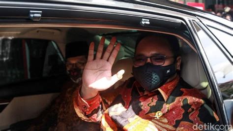 Penduduk jawa tengah berdasarkan badan pusat statistik tahun 2021 berjumlah 36.516.035 jiwa dengan kepadatan 1.113,00 jiwa/km². Menag Minta Doa Semua Agama Diucapkan, Jakatarub: Suatu ...