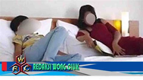 Bocah viral main dengan tante di hotel bandung | full tante ml bocah anak kecil bandung corleone games, 18/01/2018. AYO LIHAT!!!! Tampang Sutradara Video Porno Bocah ...