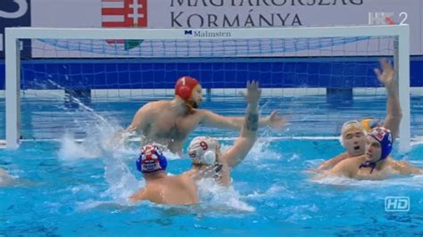 Europamesterskabet i håndbold 2012 for mænd var det 10. Wasserball EM: Spanien besiegte Kroatien mit 9:8