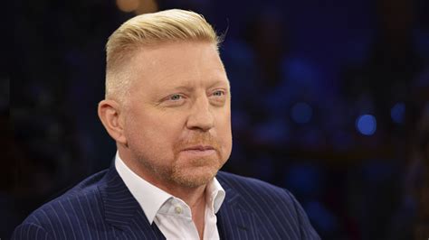 Boris becker, german tennis player who, on july 7, 1985, at age 17, became the youngest champion in the history of the men's singles at wimbledon. Boris Becker zeigte sich in der "NDR Talk Show" mit neuer ...