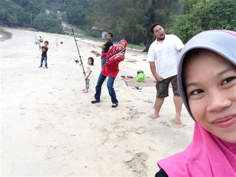 Sang istri, yan vellia, melalui unggahannya di instagram membagikan beberapa kenangan dan rasa rindunya akan sang suami. Malaysia Breastfeeding: Aktiviti Selfie di Pantai Teluk ...