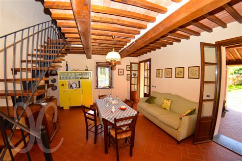 Einige cookies sind für die bereitstellung unserer dienste erforderlich, andere helfen uns. Ferienhaus Toskana für 2 Personen mit Privat-Pool