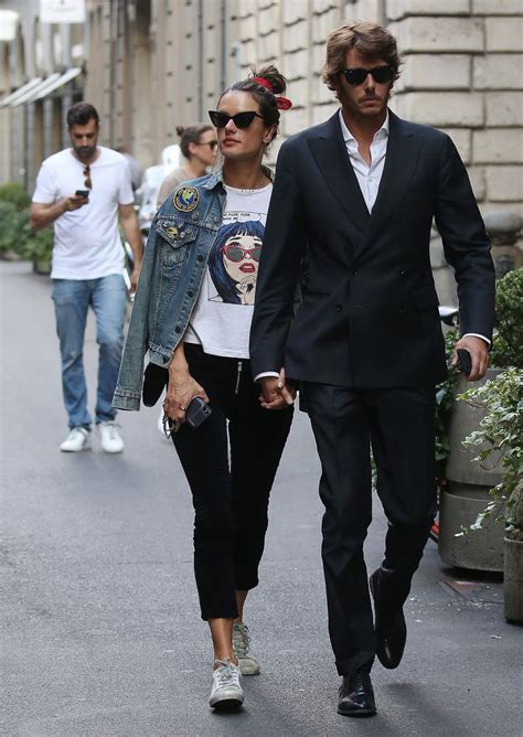Is she married or single? Alessandra Ambrosio dating with her Boyfriend in Milan ...
