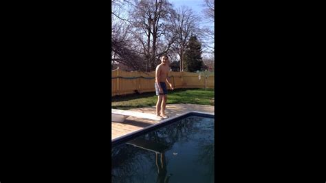 Cold water can cause cause cold stress, hypoxia and hypoglycemia. Cold water challenge pool - YouTube