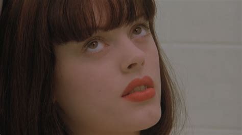 #rose mcgowan #gregg araki #the doom generation. The Doom Generation (With images) | Doom generation, Girl ...