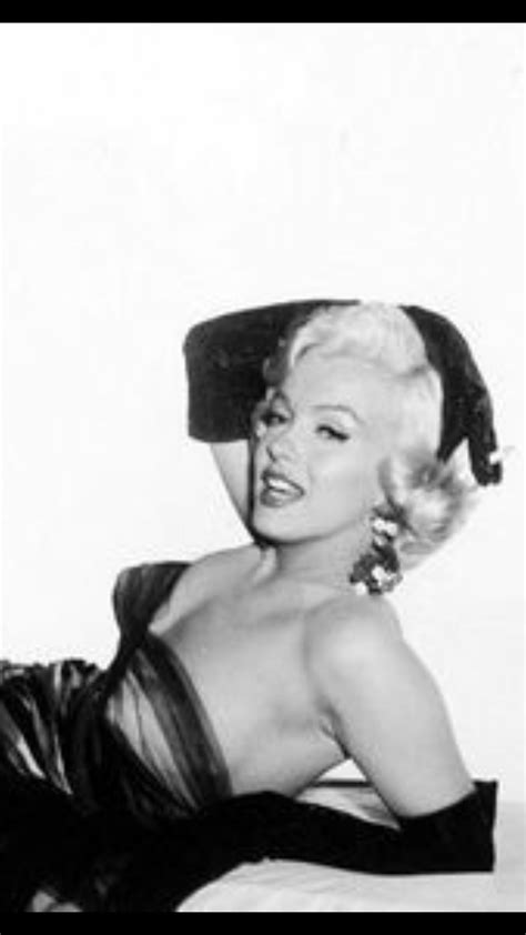 Maybe you would like to learn more about one of these? Marilyn Monroe from 7 year itch #glamourmodelling | 女優 ...