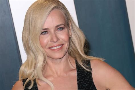 Chelsea Handler's Body Measurements Including Breasts, Height and ...