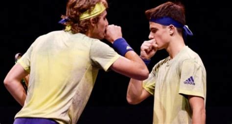 Full profile on tennis career of tsitsipas, with all matches and records. Ήττα αλλά εξαιρετική εμφάνιση για τους Tsitsipas bros ...