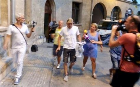 Jan ullrich berichtet, er könnte die ganze zeit weinen vor trauer und vor glück. Jan Ullrich ist zurück auf Mallorca