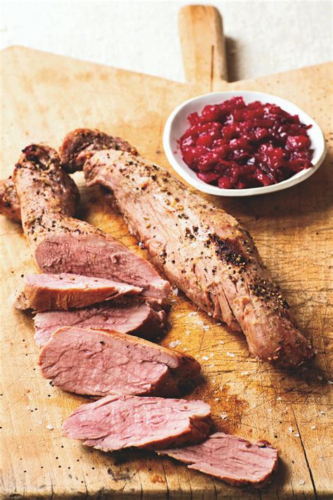 Combine the fleur de sel and cracked pepper on a plate and roll the filets on all sides in the mixture, pressing lightly to help the salt and pepper adhere. Beef Tenderloin Recipes Ina Garten - 11 Best Ina Garten ...