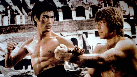A történet középpontjában bruce lee áll, akit a harcművészetek szakértőjeként felkérnek arra, hogy épüljön be. Bruce Lee A Sárkány Közbelép Teljes Film Magyarul Videa / Valaha Video Az Ifju Bruce Lee ...