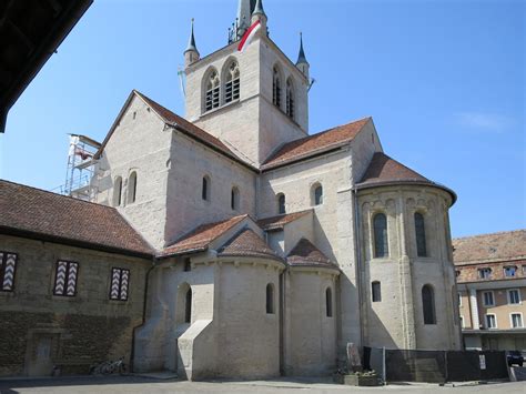 La reine bourguignonne du xe siècle, dont le destin est lié à la plus grande église romane de suisse, l'abbatiale de payerne, a toujours fait l'objet de fantasmes et de projections, vu l'absence de sources historiques fiables. L'abbatiale de Payerne ne rouvrira qu'en 2020 - Portail ...