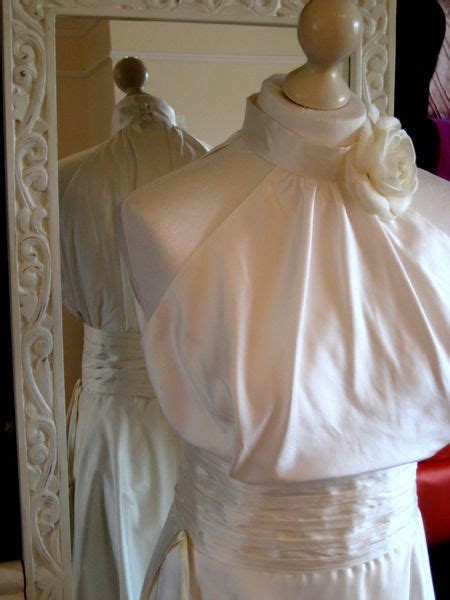 Unnachahmlich, leichte und komfortable brautkleider ein brautkleid ist für jede frau etwas ganz besonderes. Brautkleid http://www.modenachmass-scholl.de #hochzeit# ...