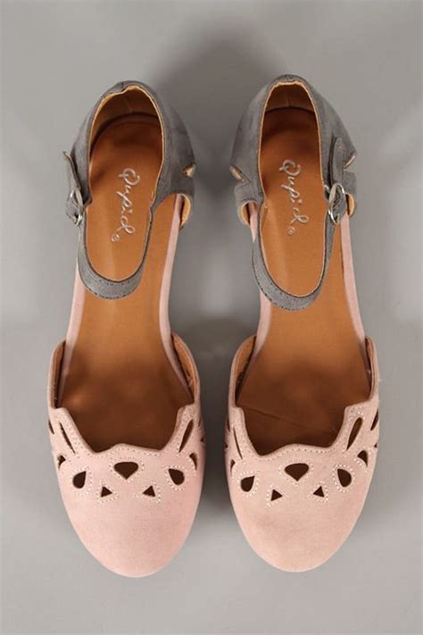 Updated daily, for more funny memes check our homepage. Cut-out Flats - 25 Gorgeous Shoes to Trade Your Winter ...