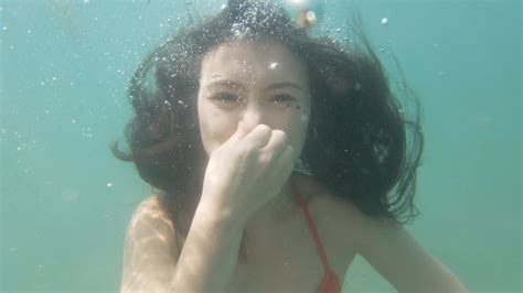 Had i not trained to hold my breath longer, it could have gone the other way with me a whole lot of times. *when you're practicing holding your breath. UNDERWATER SWIMMING UNDERWATER BREATH HOLD IN PORTSMOUTH ...