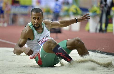 April 1984 in der elfenbeinküste) ist ein portugiesischer leichtathlet von benfica lissabon. Nelson Évora: Campeão da persistência