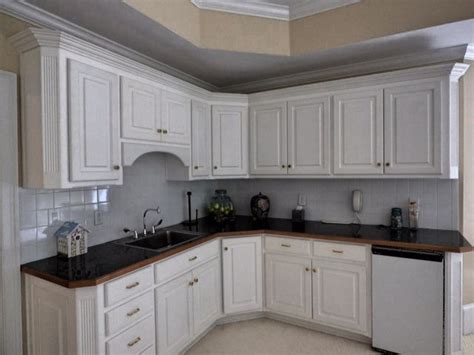 However, they are usually mistaken for each other. Kitchenette with trey ceiling and crown molding ...