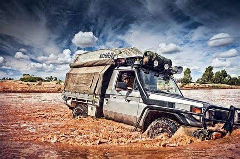 The 79 series land cruiser does not have the modern rack and pinion setup, but it does not affect driving performance. Finke river crossing | Джип, Внедорожный, Грузовики