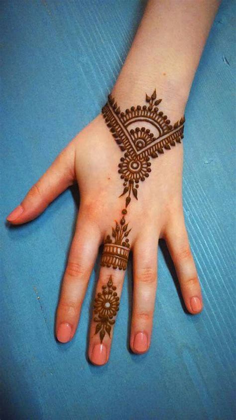 100 simple henna tattoo designs. Back hand henna | Beginner henna designs, Simple henna ...