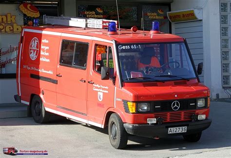 Passiert ist der unfall vermutlich auf dem parkplatz eines frisörs in der schulstraße. F Gessertshausen 65-1 - Galerie Feuerwehr und THW im ILS ...