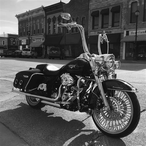 Just finished installing 18 ape hangers on a friends road king. Harley Davidson Road King Classic with Carlini apes ...