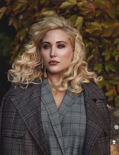 Hayley amber hasselhoff (born august 28, 1992) is david hasselhoff's youngest daughter. Hayley Hasselhoff - lemanagement