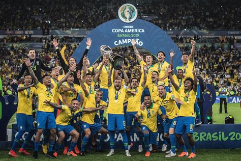 The last time they had accomplished this feat was at the 2007 copa américa in venezuela, featuring robinho, the competition's top scorer with 6 goals. Brasil campeão da Copa América - Foto: Pedro Martins/Mowa ...