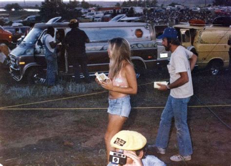 Share the best gifs now >>>. Retrospace: Vintage Wheels #22: 1970s Van Gatherings