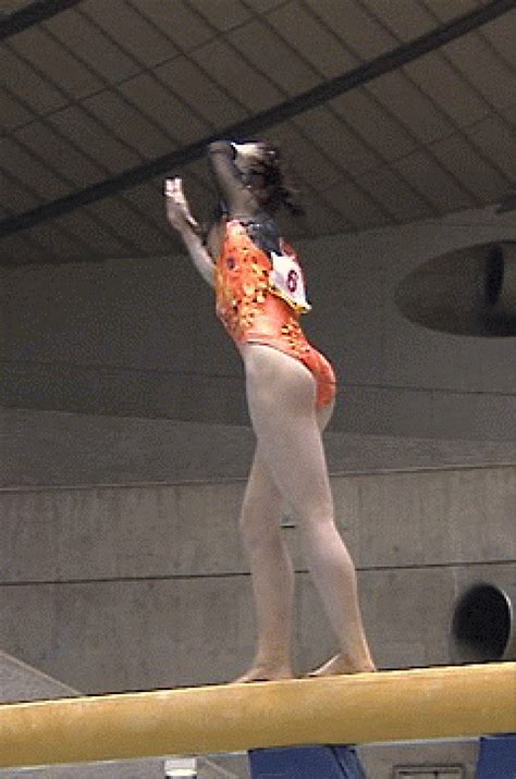 Mar 03, 2021 · オリンピックと世界選手権で合計30個のメダルを獲得してきた体操界のスーパースター、シモーネ・バイルズ。鍛え上げられた体から生み出されるパワーとスピードで圧巻の演技を披露し、リオデジャネイロ大会では5つのメダルを獲得した。 NHK杯体操～リオ五輪代表選考会「女子個人総合」 ( その他 ...