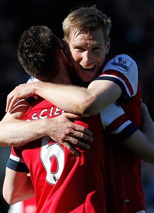 It's been a long road but feels so amazing to be back training properly with the @arsenal boys again and i feel. Per Mertesacker: Robin van Persie hurt Arsenal by joining ...