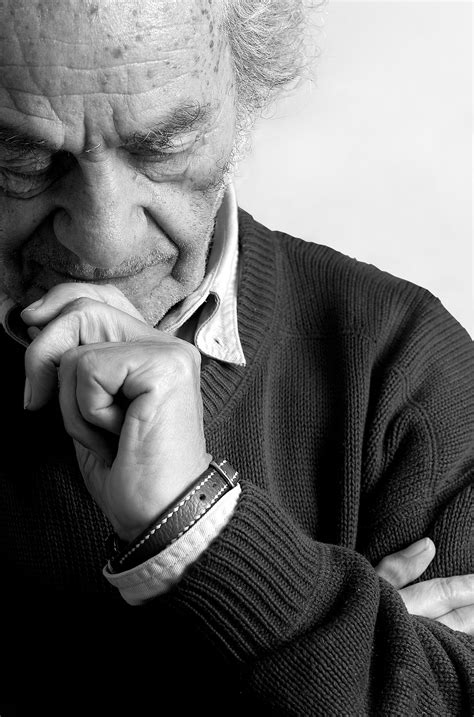 Para ubicar al poeta dentro del contexto de su cronología vivencial, se debe contar con un instrumento preciso, ya que su tiempo y su espacio comprenden un permanente. Remembering Nicanor Parra, the Almost Immortal Chilean ...