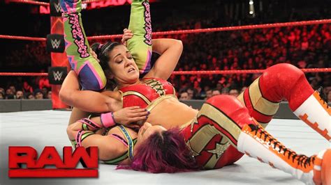 This rating system is made up of five components: Bayley vs. Sasha Banks: Raw, March 6, 2017 - YouTube