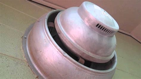 Exterior mounted exhaust fans can provide the perfect solution for kitchen ventilation when direct venting through a wall is the only option. Exterior Wall Mount Kitchen Exhaust Fan | Besto Blog