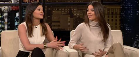 The full episode begins streaming on netflix friday, july 21st at 12 p.m. Kendall Jenner Talks Dating Harry Styles on Chelsea Lately ...