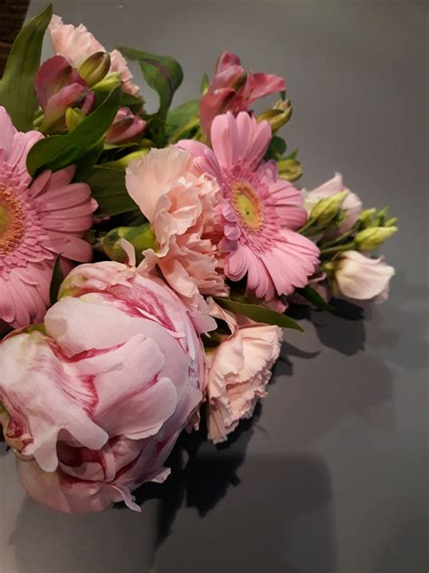 En effet comment résister à l'idée d'y plonger. Bouquet du fleuriste rose - S'tyl Création