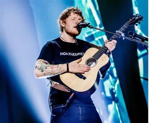 If you're broken i will mend you and i'll keep you sheltered from the storm that's raging on now. You better sang | Ed sheeran love, Ed sheeran, My boyfriend