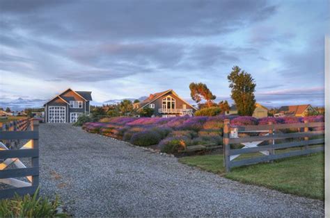 A black timber house designed by rodić davidson architects has hit the market in dungeness, offering a rare opportunity to own a home on the shingled kent shore. Dungeness Barn House Bed & Breakfast • Sequim, WA | Barn ...